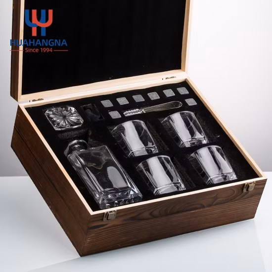Customized 500ml Vodka Bottles, 750ml Whiskey Bottles, 500ml Tequila Bottles and Other Spirit Bottles, Spot Sale, Cheap Price, Wine Dividers, Xo Glass Bottles